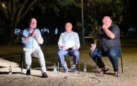 “Emilio Lussu. Il cavaliere indomito”: Gianluca Medas incanta Santa Maria Navarrese con un racconto tra storia e attualità