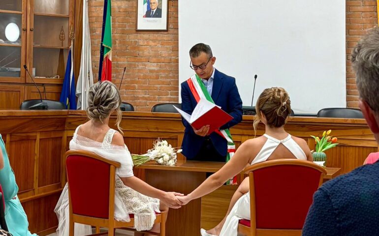Baunei celebra la sua prima Unione Civile: tantissimi auguri a Silvia e Angela!