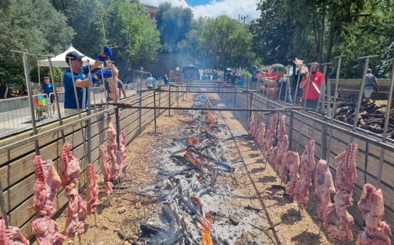 Sagra del maialetto Baunei