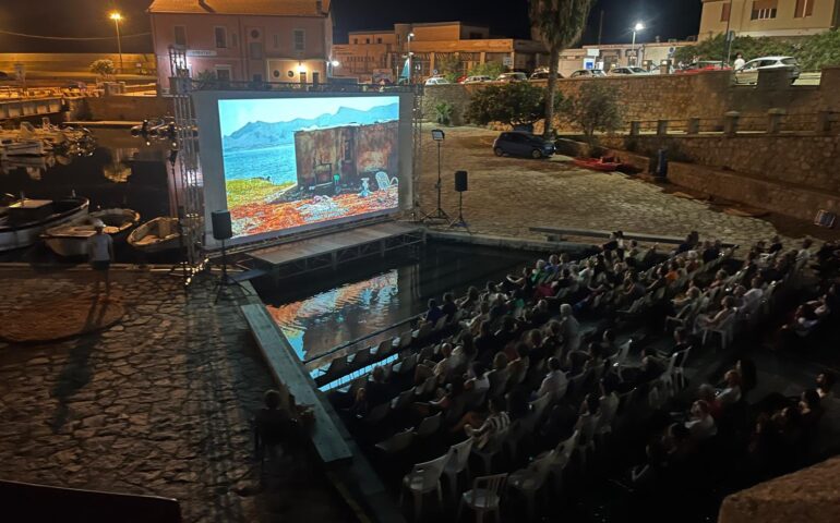 Cal'a Cinema