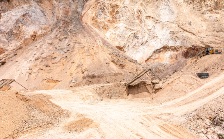 Nell’Ottocento a Tertenia c’erano giacimenti di fluorite: sapete dove?
