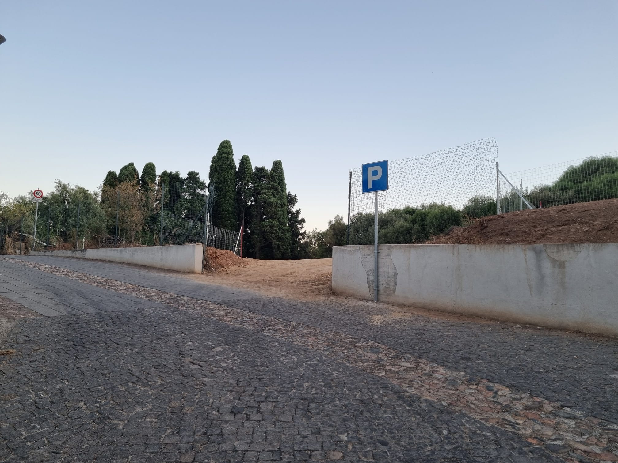 Santa Maria Navarrese: aperta al pubblico la nuova area parcheggio in centro