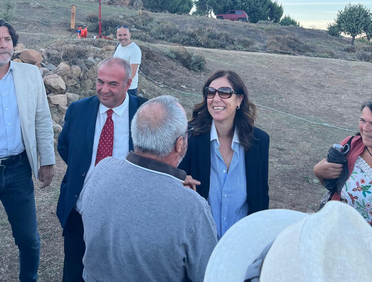 Alessandra Todde a Villagrande con il sindaco Seoni