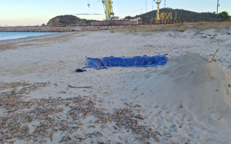 L'insolita piscina