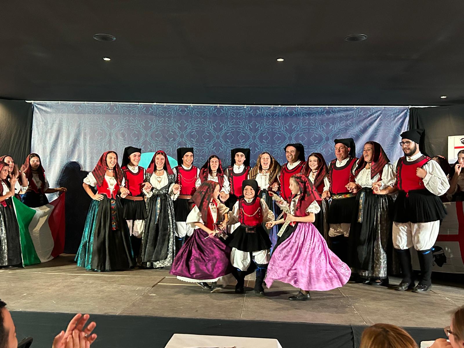 Il gruppo folk Sant'Andrea di Tortolì al Festival internazionale del Folklore a Gozo