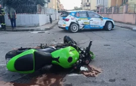 Tortolì, moto contro l’auto del campione di rally: grave un giovane di 23 anni