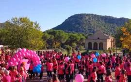 A Jerzu una domenica in rosa: oltre 800 donne in marcia per la Pink Parade e la ricerca contro i tumori