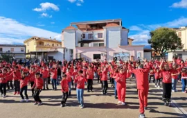 Un flash mob per abbattere le barriere: gli alunni di Tortolì e Bari Sardo per la Giornata della disabilità