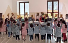 Natale a Ulassai: il Comune regala libri a tutti gli studenti, dai nidi alle medie