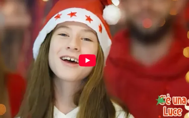 (VIDEO) “C’è una Luce”: Manuela Mameli guida le voci di Triei in un emozionante progetto natalizio
