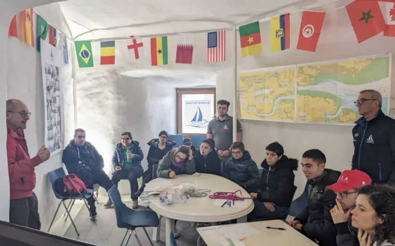 V.E.L.A. ad Arbatax, un progetto di inclusione che fa del mare uno spazio di crescita e condivisione