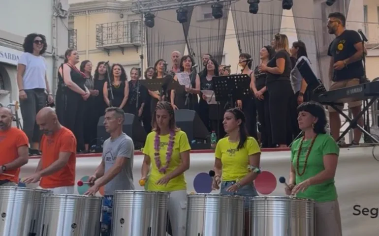 Lanusei celebra un Carnevale alternativo tra colore e danza: il programma per il 14 febbraio