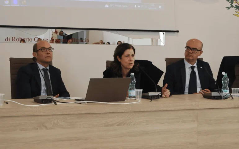 La presidente Alessandra Todde durante un momento della Conferenza