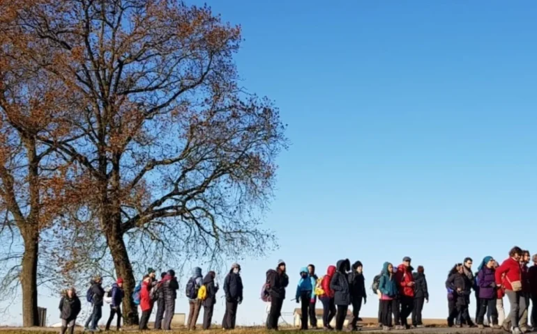 Social Trekking, a Ulassai la grande festa dei camminatori in marcia per la Pace: come partecipare