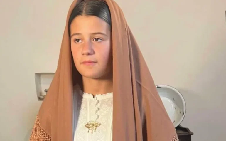 abito villanova strisaili