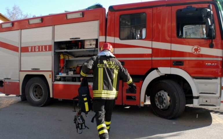 Vigili del fuoco in azione