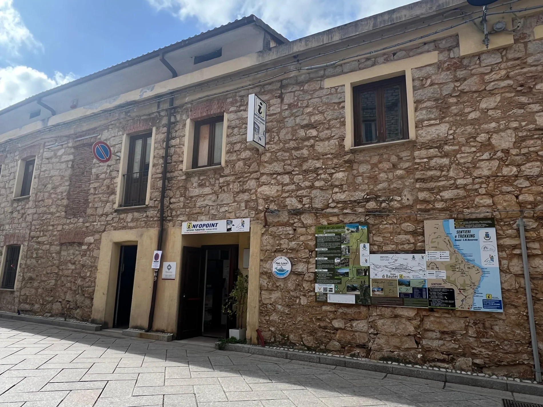 Baunei e Santa Maria Navarrese: gli Infopoint riaprono per la primavera/estate 2026