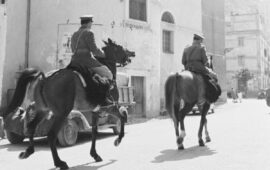 Lanusei, carabinieri a cavallo nel 1958