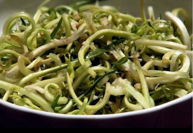 La ricetta Vistanet: le puntarelle, contorno saporito e poco calorico