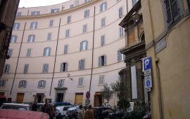 Il palazzo curvo