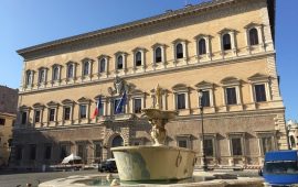 Monumenti romani: Palazzo Farnese, uno dei più belli di Roma