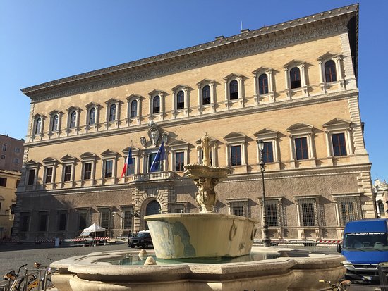 Monumenti romani: Palazzo Farnese, uno dei più belli di Roma