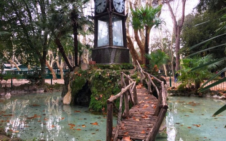 Lo sapevate? Come funziona l’orologio ad acqua del parco di Villa Borghese?