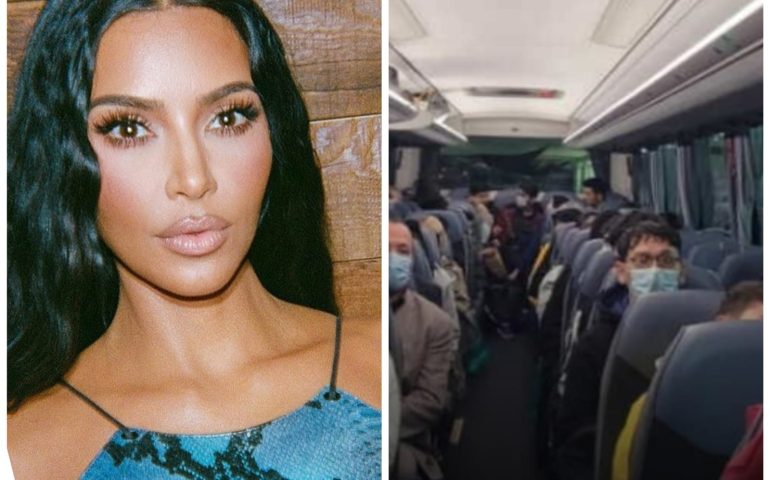 Una Kim Kardashian inedita: finanzia un volo aereo per salvare 35 calciatrici afghane
