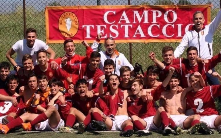 Lo sapevate? Perché il simbolo del quartiere Testaccio è un’anfora?