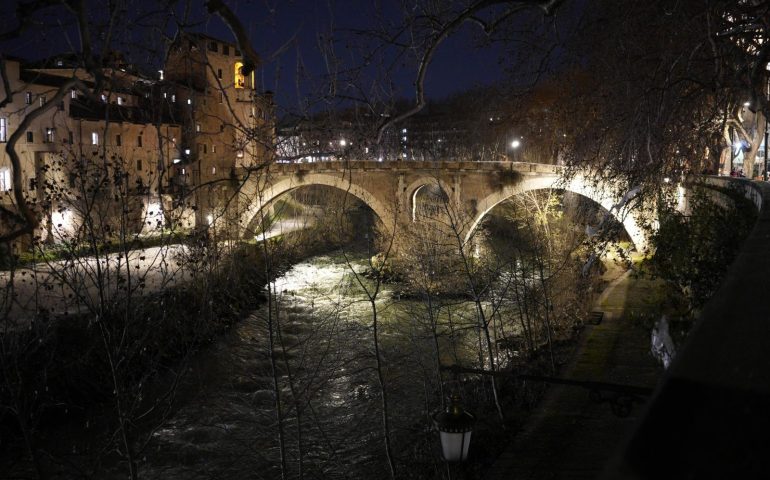 Lasciamoci trascinare dalle acque del Tevere: il fiume come preziosa risorsa storica e naturalistica a Roma