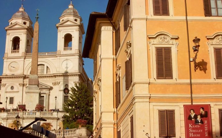 Lo sapevate? A Piazza di Spagna, oltre alla famosa Scalinata, c’è la casa di John Keats