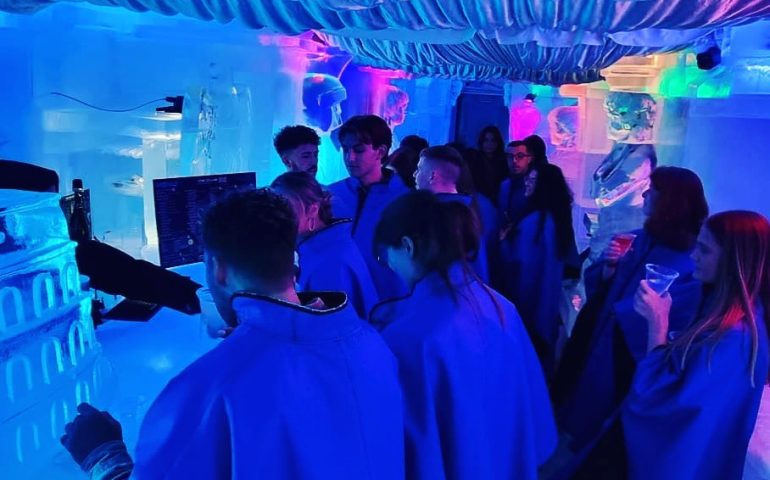 Ice Club: a Roma il locale interamente fatto di ghiaccio per chi vuole vivere un’esperienza unica