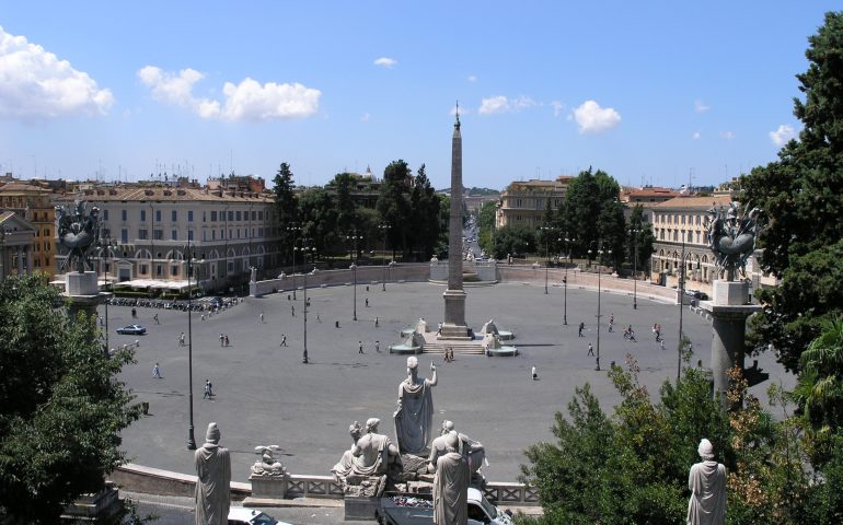 Lo sapevate? Che strano effetto acustico si crea in Piazza Del Popolo?