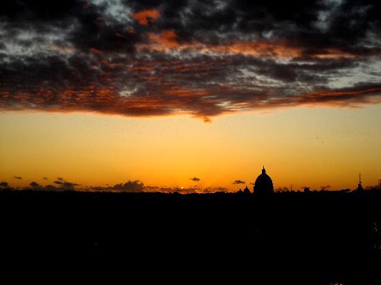 Tramonti romani, i luoghi più suggestivi dove ammirare il calare del sole