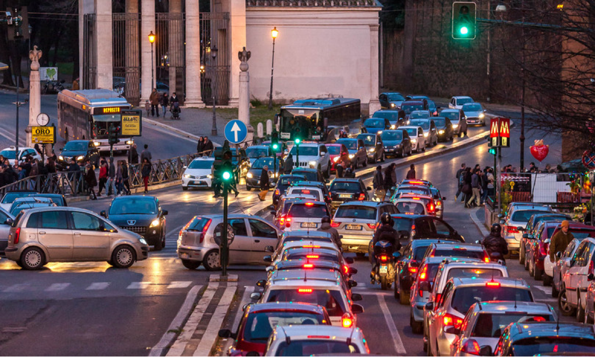 Nuovi limiti di inquinamento atmosferico superati a Roma: l'Appello di Legambiente