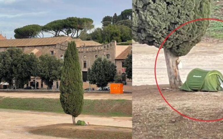 Un inusuale accampamento nel cuore di Roma: una tenda spunta al Circo Massimo, sfidando le regole della città eterna