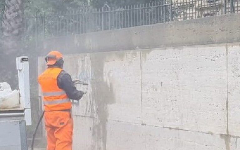 Campidoglio, cancellati i simboli antisemiti