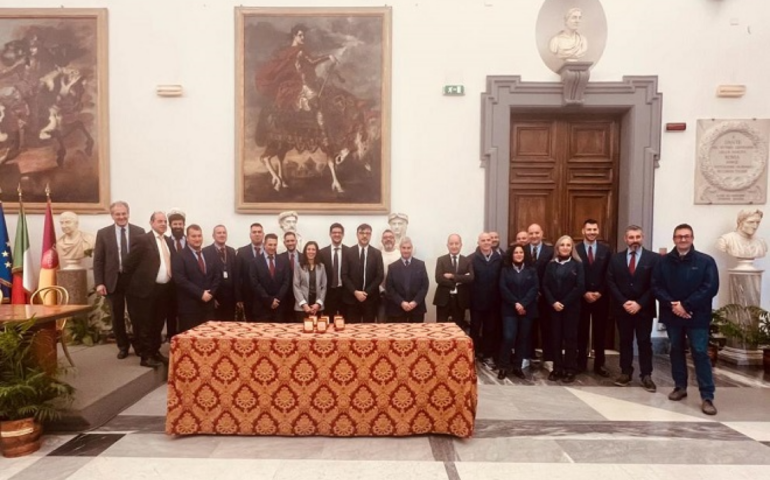 Roma, l’assessore Patanè ha premiato i dipendenti Atac e un tassista protagonisti di atti eroici