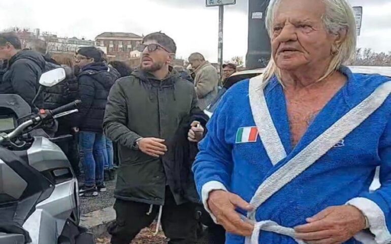Mister Ok, niente tuffo nel Tevere a Capodanno: dopo 35 anni Maurizio Palmulli dice basta