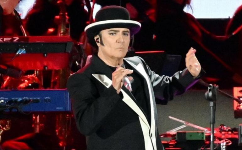 Renato Zero in concerto a Roma a primavera: sei date da non perdere