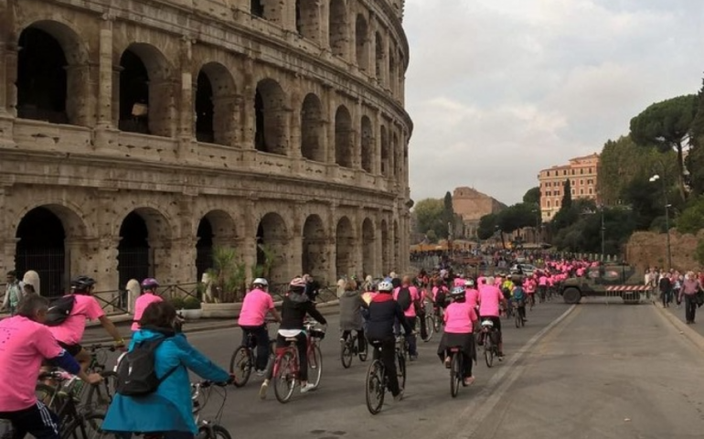 Bicinrosa, il 7 aprile pedalata a Roma contro il tumore al seno