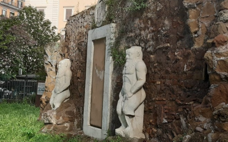Alla scoperta di Roma: una Porta Magica a piazza Vittorio