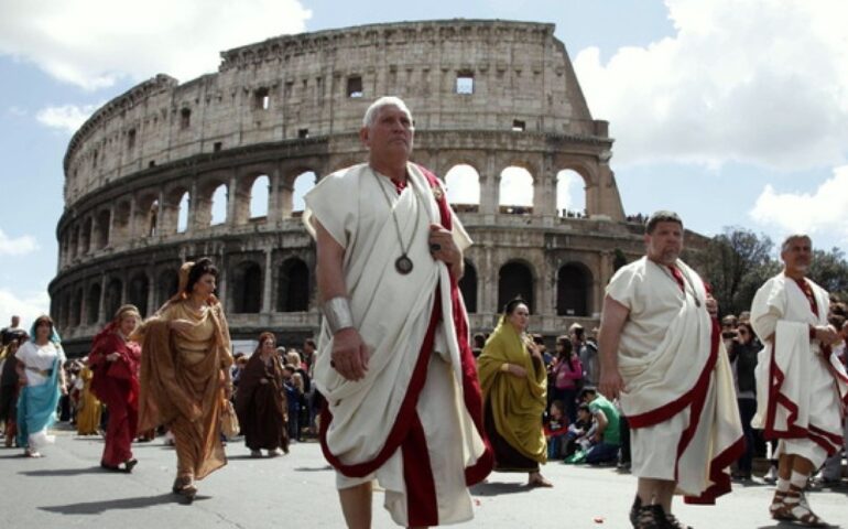 Il Fascino del Natale di Roma: tradizioni e celebrazioni