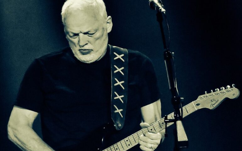 David Gilmour, il leggendario chitarrista dei Pink Floyd, darà il via al suo tour mondiale con un’anteprima straordinaria al Circo Massimo