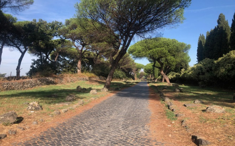 Alla scoperta della Roma nascosta. A passeggio sull’Appia Antica, la Regina Viarum attende il riconoscimento Unesco