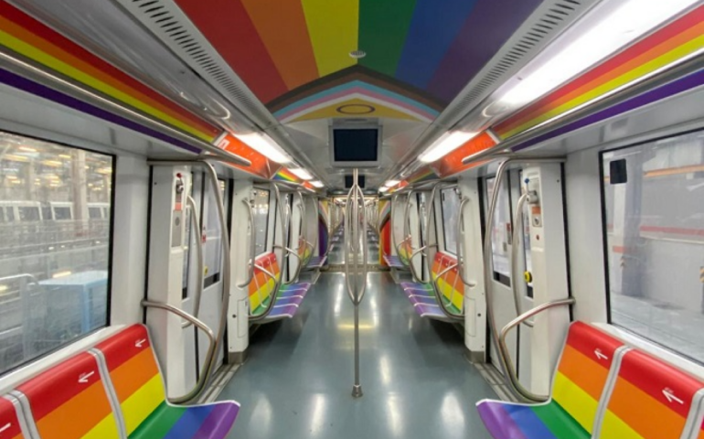 Pride, treno dell’inclusività sulla metro A di Roma
