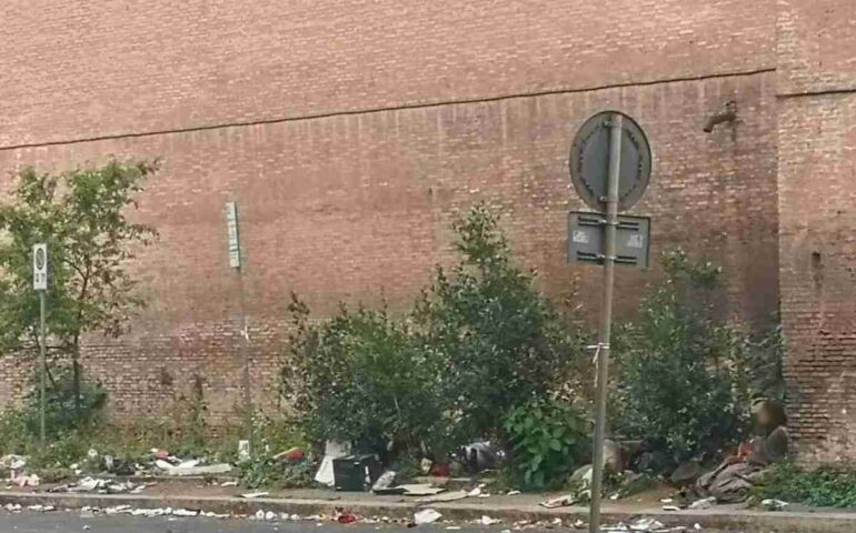 Degrado in centro a Roma: le immagini fanno il giro del Mondo