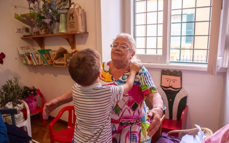 Roma: Nonna Wilma Mosca chiude l’asilo dopo 50 anni