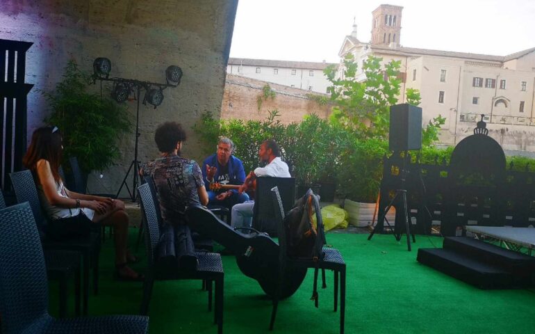 Una serata con Charlie Gnocchi a Roma. Non solo mainstream nell’estate romana