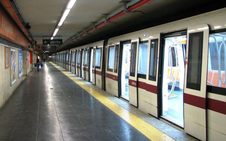 Roma, guasto Metro A: ripristinato servizio